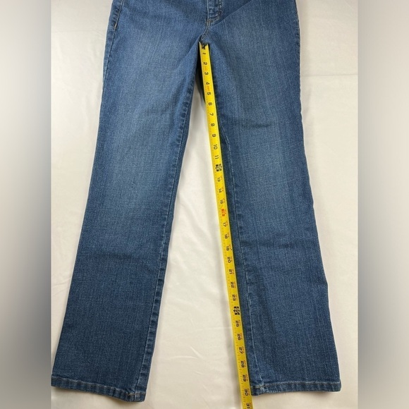 St John’s Bay - Women’s Jeans - Blue - Size 12 - Straight Leg - Picture 3 of 11